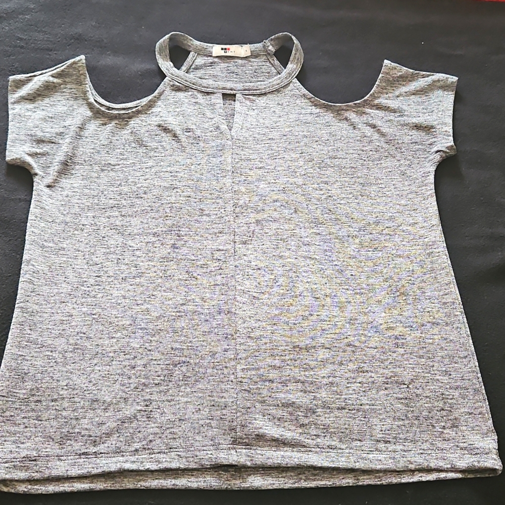 Women's Cut out Shoulder Tee